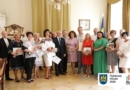 Мер Львова вручив львівським школам, які потрапили до рейтингу найкращих в Україні, кошти на розвиток Мер Львова вручив львівським школам, які потрапили до рейтингу найкращих в Україні, кошти на розвиток
